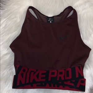 Nike pro dri fit workout crop